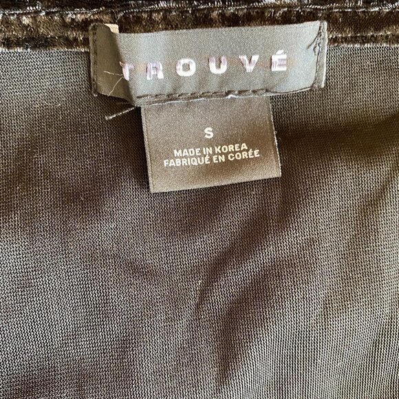 TROUVE BNWOT Black Crushed Velvet Top Sz Medium New Sweetheart Faux Wrap - Picture 5 of 8